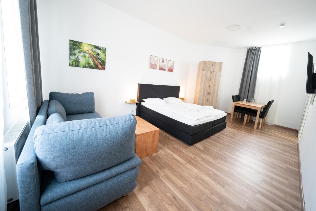 Hotel Zur Alten Stadtkellerei Лайпциг Екстериор снимка A typical studio apartment