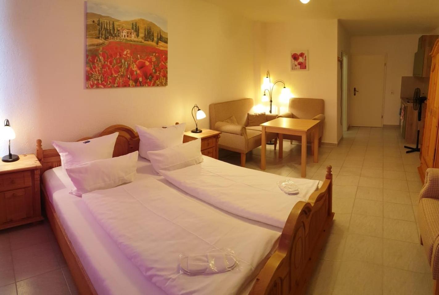 Hotel Zur Alten Stadtkellerei Лайпциг Стая снимка A typical hotel room