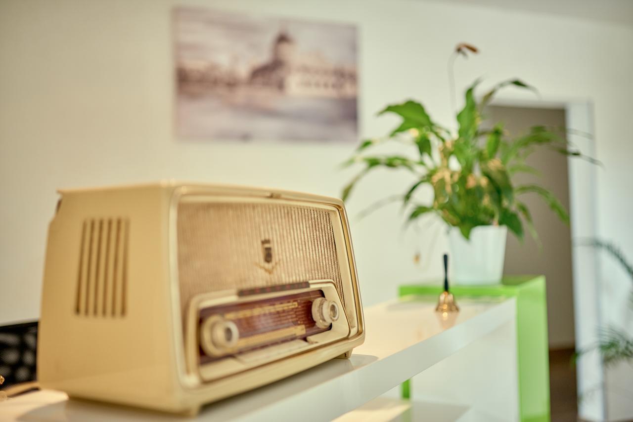 Hotel Zur Alten Stadtkellerei Лайпциг Екстериор снимка A radio